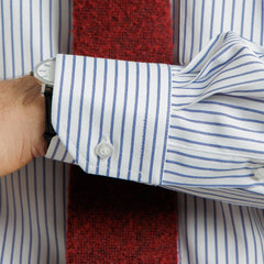 Camisa  Etiqueta Roja Texturada con líneas azules I24-1.2