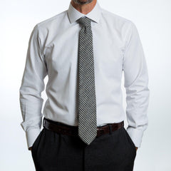 Camisa   Blanca Texturada Etiqueta Roja Inv26 1.0