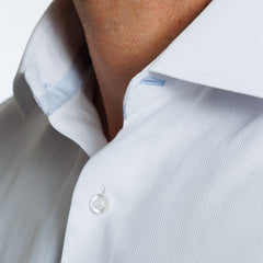 Camisa   Blanca Texturada Etiqueta Roja Inv26 1.0