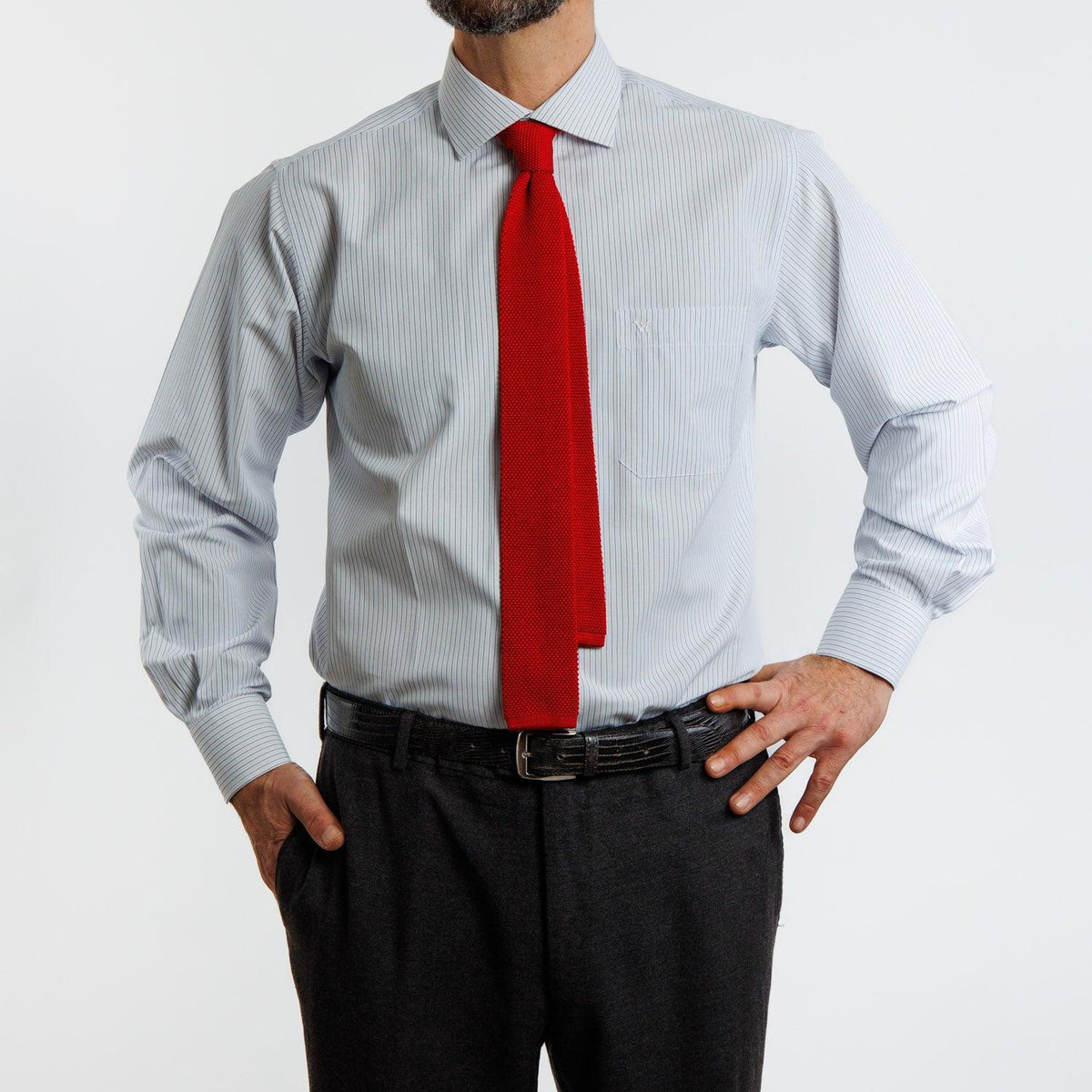 Camisa  Etiqueta Roja con Líneas azules I24-1.3